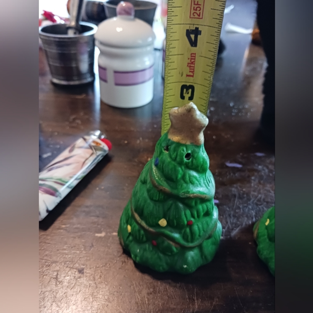 Salt and Pepper shakers